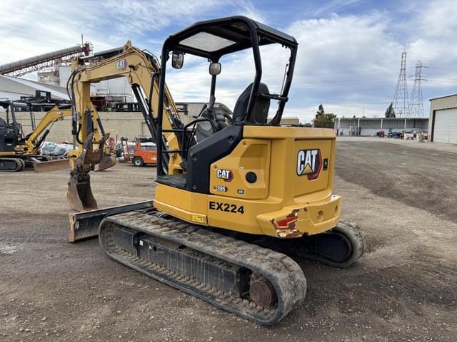 Image of Caterpillar 305CR equipment image 3