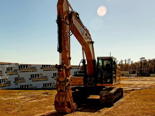 Image of Caterpillar 326 equipment image 1