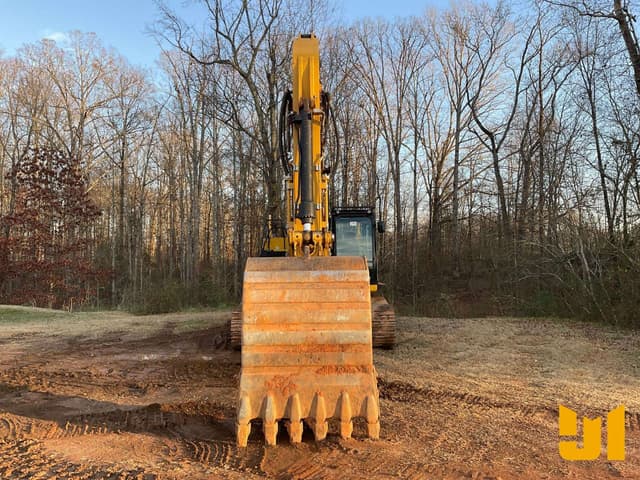 Image of Caterpillar 330 equipment image 1