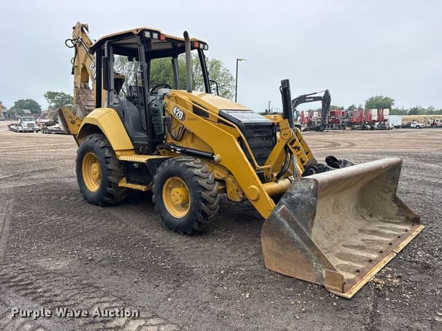 Image of Caterpillar 420 equipment image 2