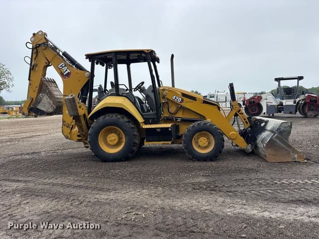 Image of Caterpillar 420 equipment image 3