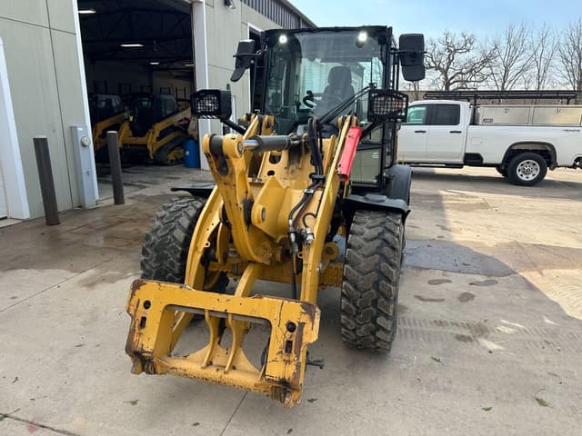 Image of Caterpillar 906 equipment image 4