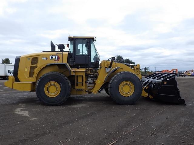 Image of Caterpillar 980 equipment image 2