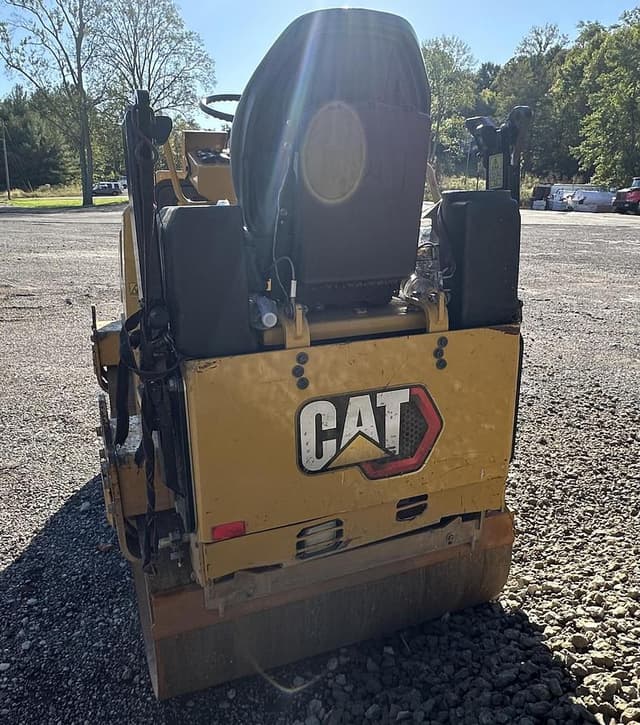 Image of Caterpillar CB1.8 equipment image 3