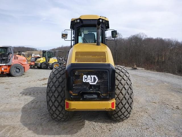 Image of Caterpillar CS10GC equipment image 3