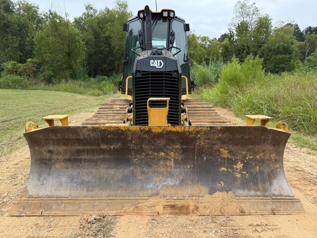 Image of Caterpillar D2 equipment image 1