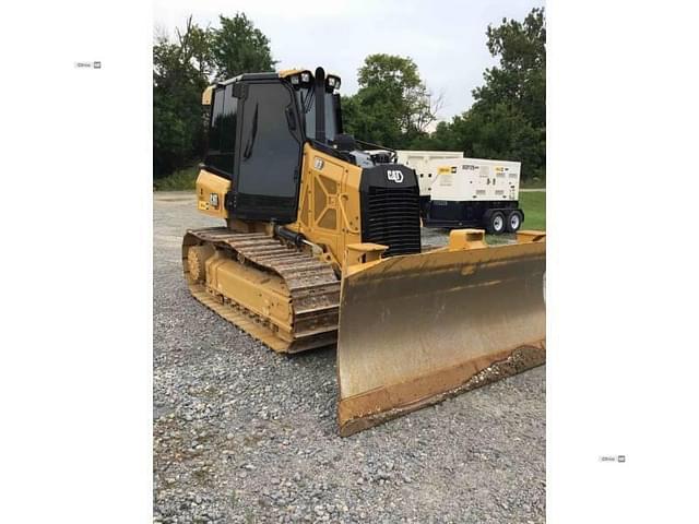 Image of Caterpillar D3 equipment image 3