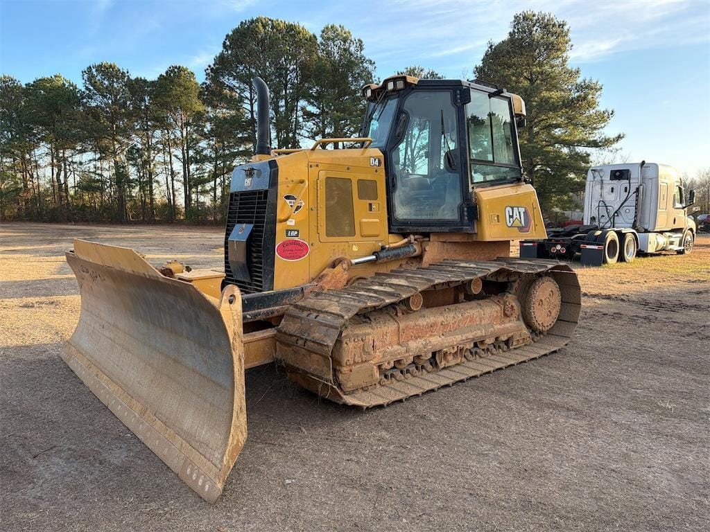 2022 Caterpillar D4LGP Equipment Image0