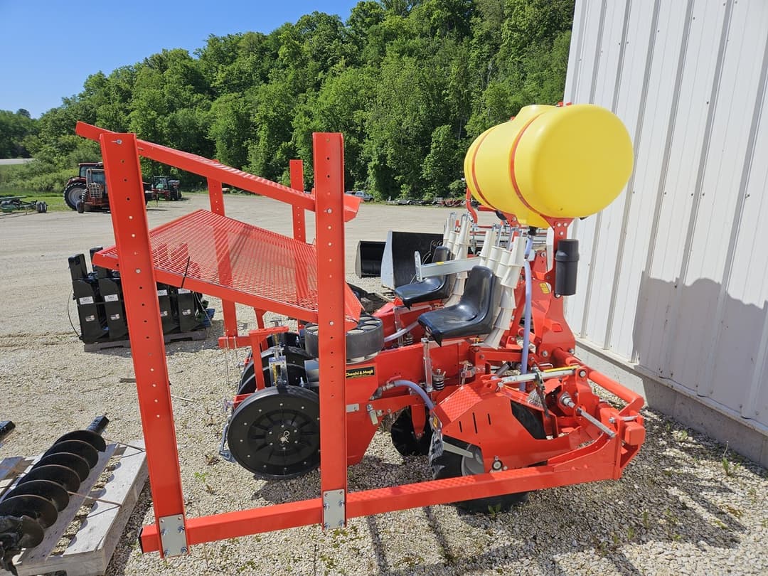 Image of Checchi & Magli TRIUM Image 1