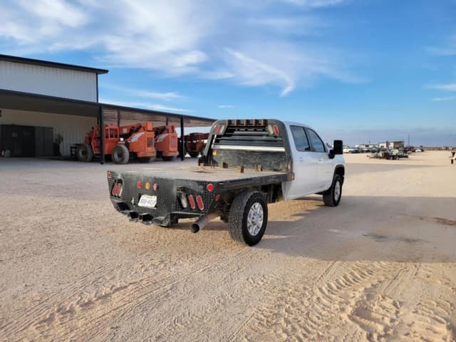 Image of Chevrolet 2500HD equipment image 4