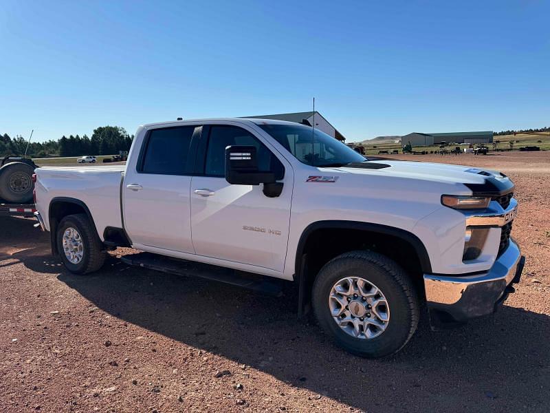 Image of Chevrolet 2500HD Image 0