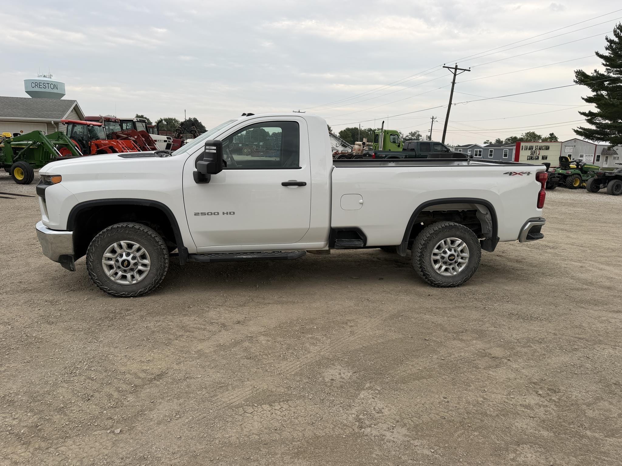 2022 Chevrolet 2500HD Equipment Image0