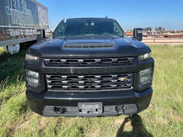Image of Chevrolet 2500HD equipment image 1