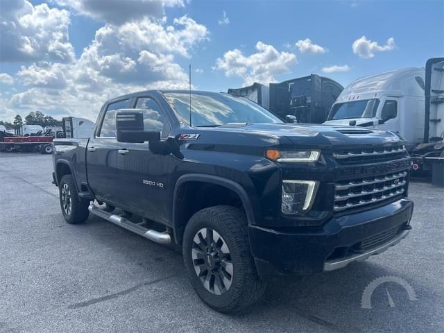 Image of Chevrolet 3500HD equipment image 2