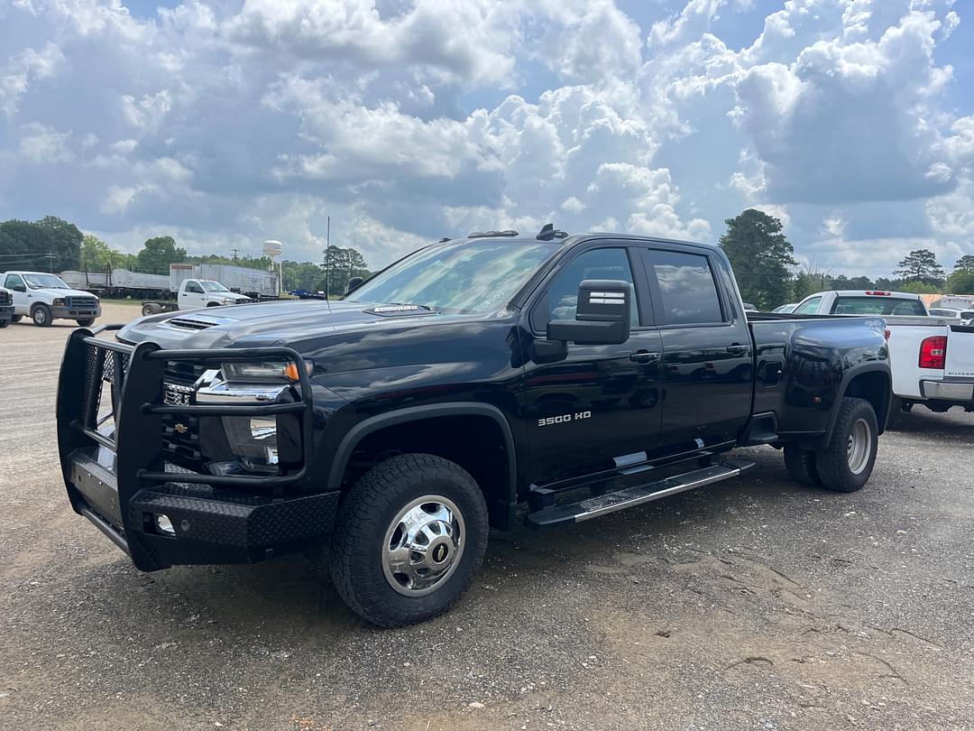 Image of Chevrolet 3500HD Primary image