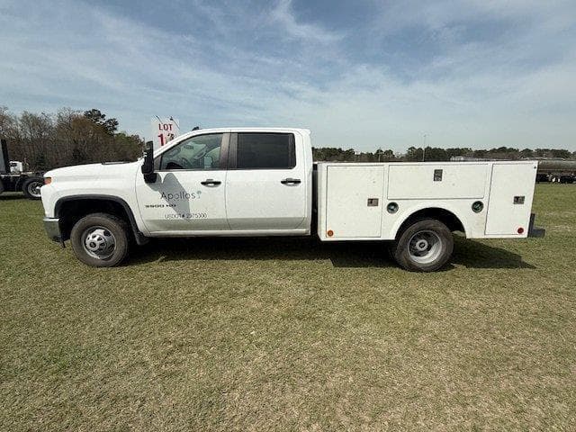 Image of Chevrolet 3500HD equipment image 1