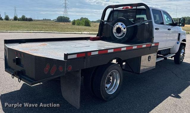 Image of Chevrolet 5500 equipment image 4