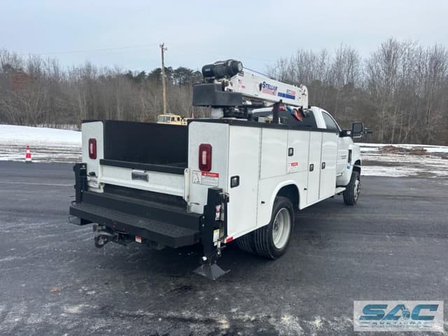 Image of Chevrolet 5500HD equipment image 3