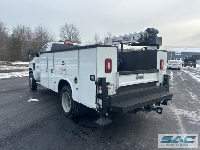 Image of Chevrolet 5500HD equipment image 2