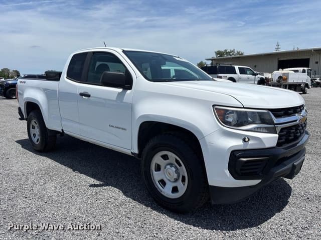 Image of Chevrolet Colorado equipment image 2