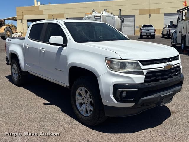 Image of Chevrolet Colorado equipment image 2