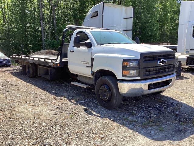 Image of Chevrolet Silverado 10 equipment image 2