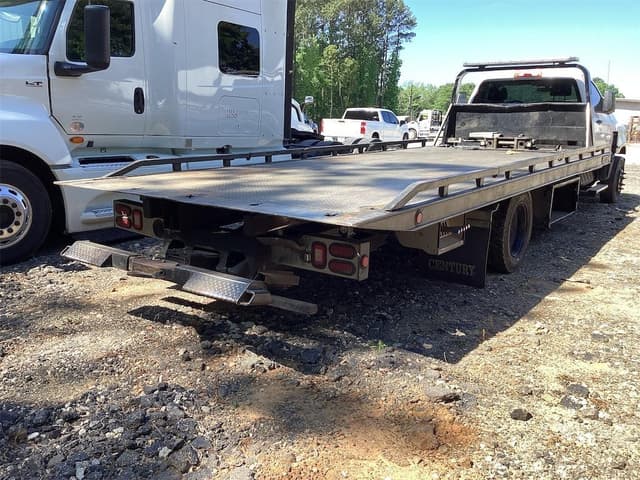 Image of Chevrolet Silverado 10 equipment image 3
