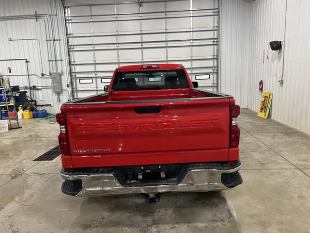 Image of Chevrolet 1500 equipment image 4