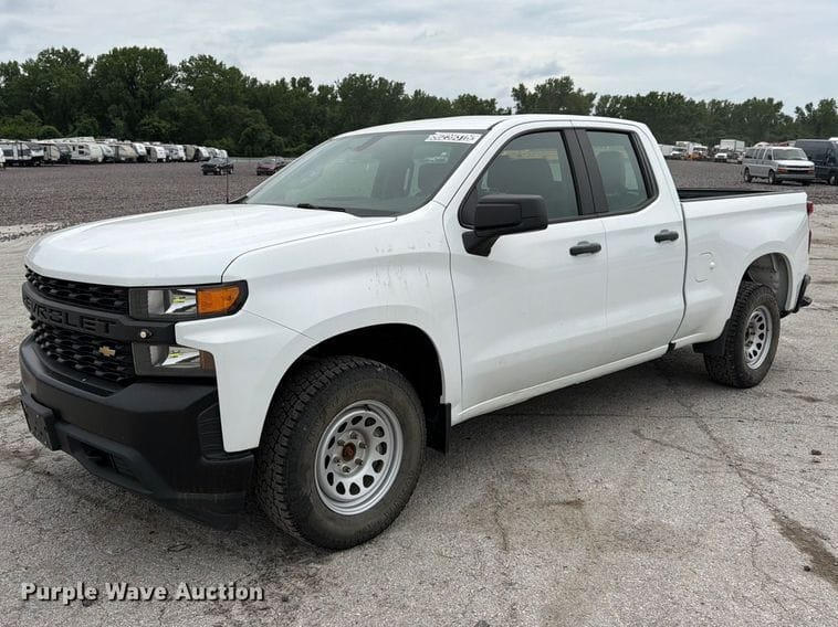 2022 Chevrolet 1500 Equipment Image0