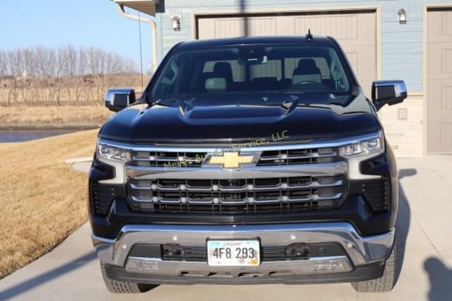 Image of Chevrolet 1500 equipment image 2