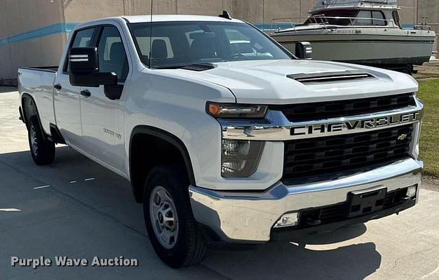 Image of Chevrolet 2500HD equipment image 2