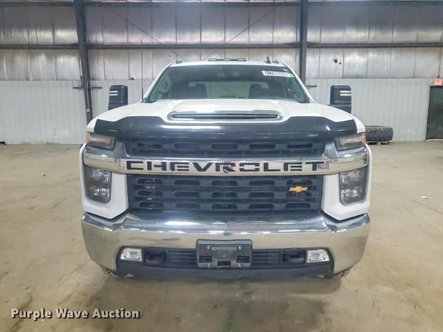 Image of Chevrolet 3500HD equipment image 1