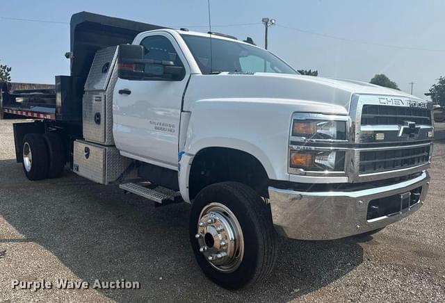 Image of Chevrolet 5500HD equipment image 2