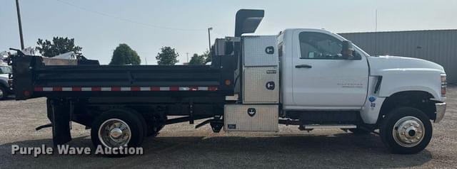 Image of Chevrolet 5500HD equipment image 3