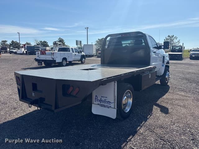 Image of Chevrolet 5500HD equipment image 4