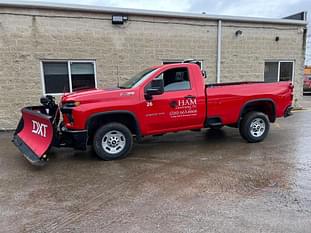 2022 Chevrolet 2500HD Equipment Image0