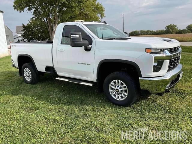 Image of Chevrolet 2500HD equipment image 1