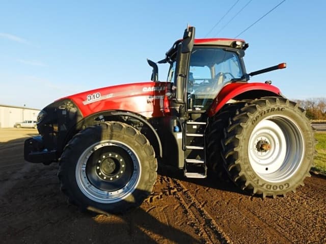 Image of Case IH Magnum 310 equipment image 3
