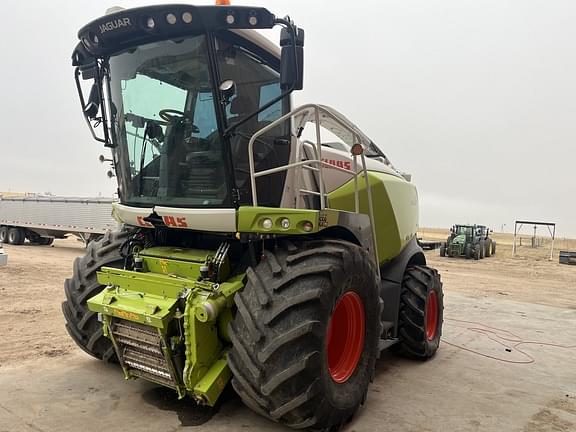 Image of CLAAS Jaguar 990 equipment image 2