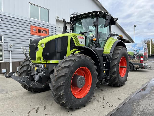 Image of CLAAS Axion 930 equipment image 1