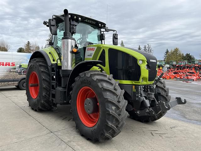 Image of CLAAS Axion 930 equipment image 3