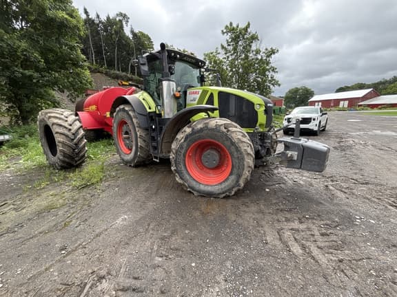 Image of CLAAS Axion 930 equipment image 1