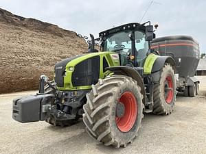 2022 CLAAS Axion 930 Image