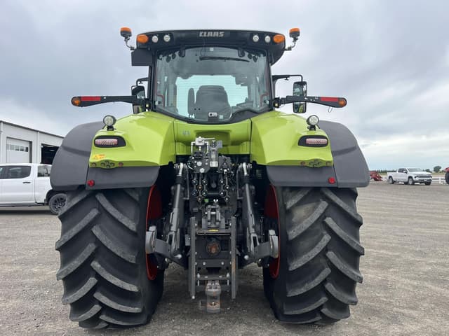 Image of CLAAS Axion 950 equipment image 3