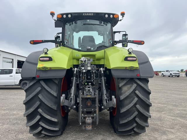 Image of CLAAS Axion 950 equipment image 3