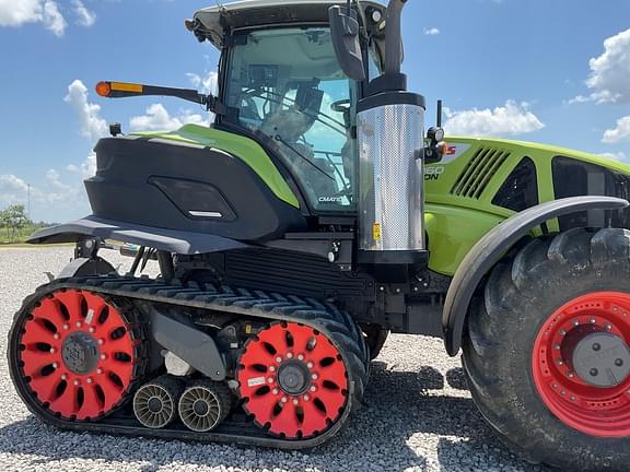 Image of CLAAS Axion 960TT equipment image 2