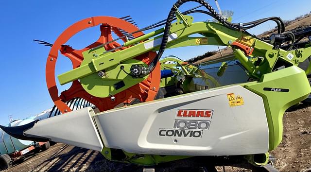 Image of CLAAS 1080 Convio equipment image 2