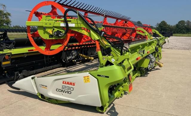Image of CLAAS Convio Flex 1230 equipment image 1