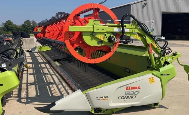Image of CLAAS Convio Flex 1230 equipment image 1