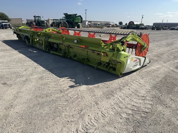 Image of CLAAS Convio Flex 1230 equipment image 4